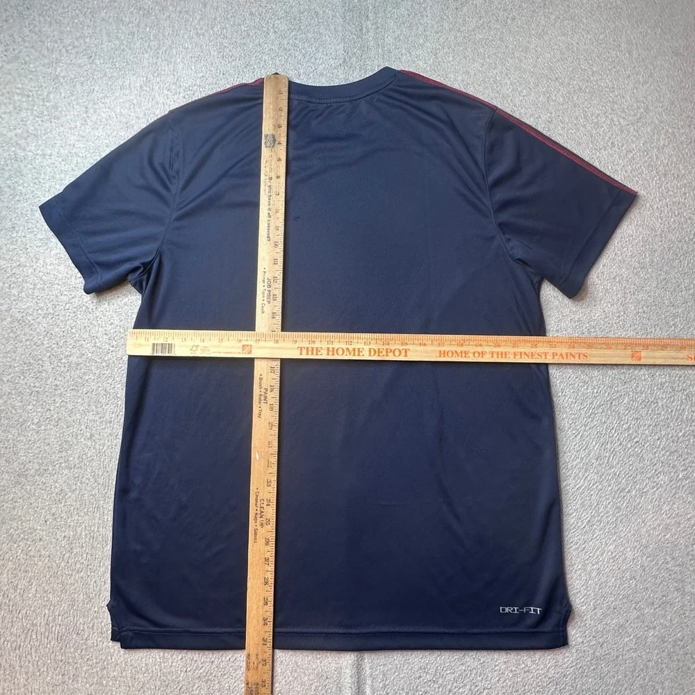Nike T-Shirt Mens XL Blue Clear Lake Basketball Dri-FIT FJ9571-423 Athletic Tee